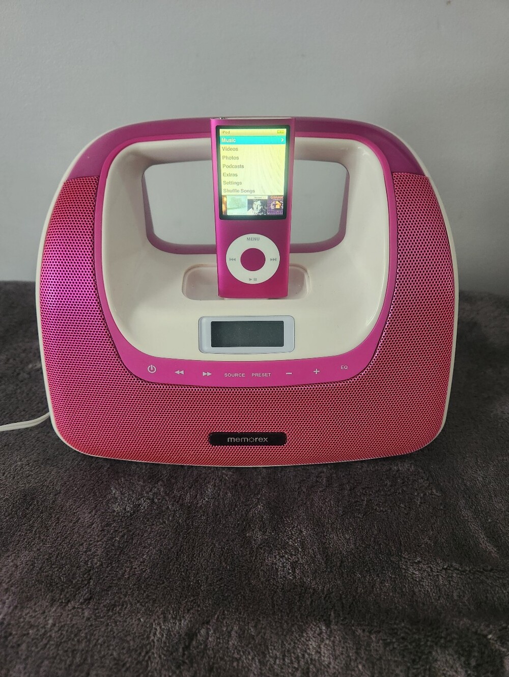 Memorex MiniMove Boombox With iPod 8G Nano - Hot Pink